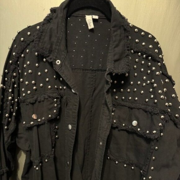 Elan Studded Distressed Black Chambray Denim Shacket - NWOT - Picture 9 of 16